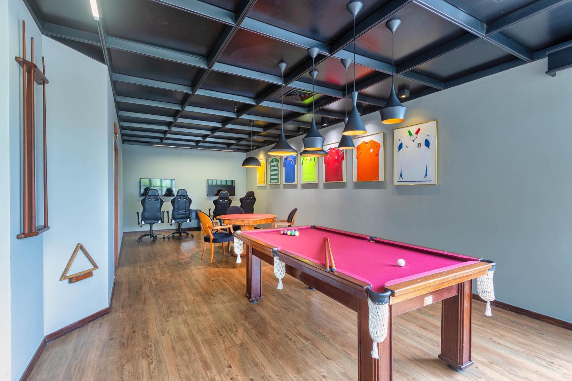 Ouro Minas Hotel Belo Horizonte, Dolce By Wyndham Exteriér fotografie The pool table at the office of the University of the Philippines Diliman.