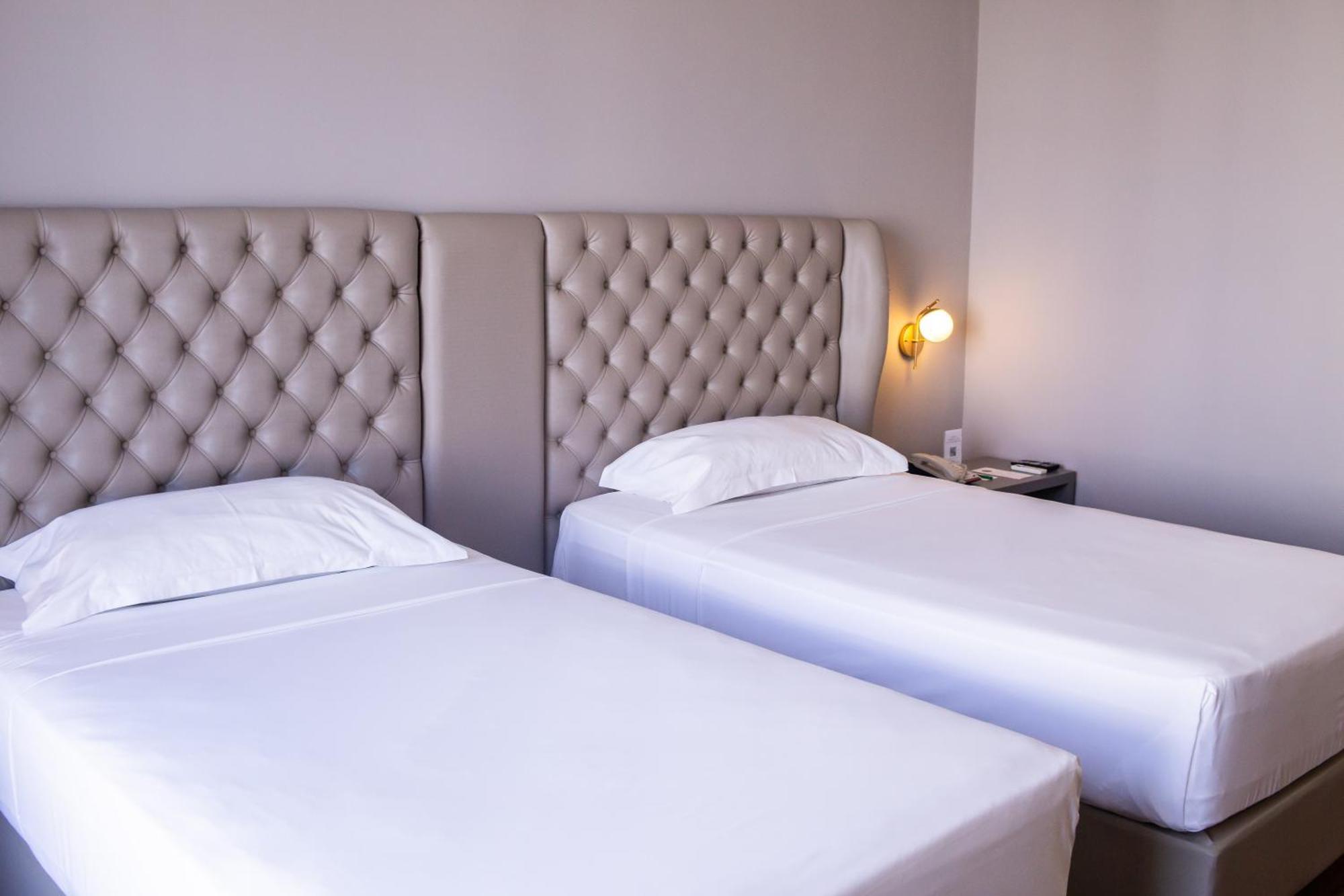 Ouro Minas Hotel Belo Horizonte, Dolce By Wyndham Exteriér fotografie A room at the hotel